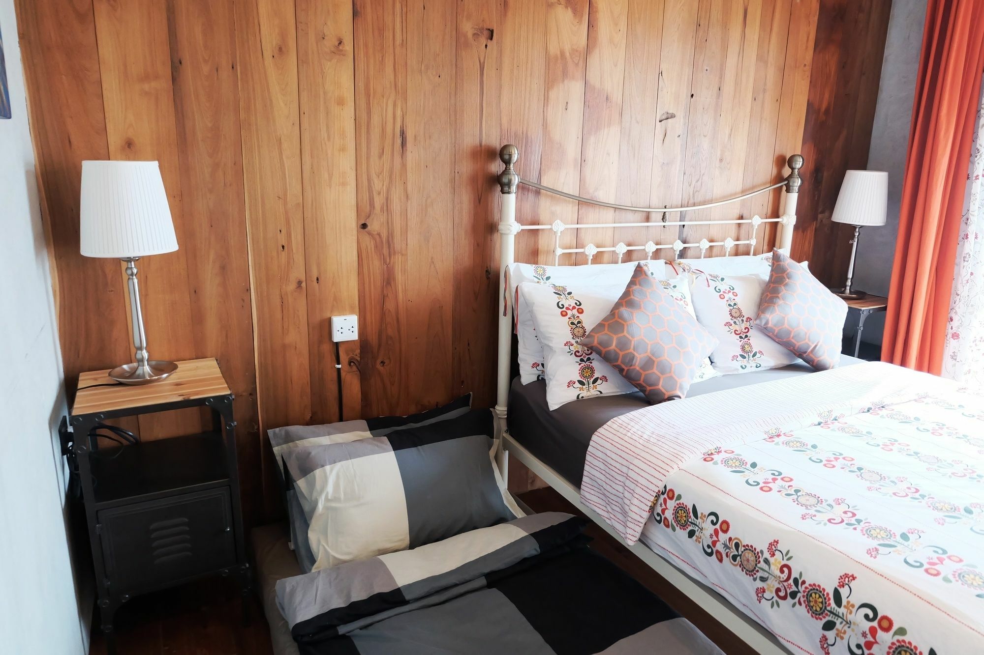 Roomquest Rimrabeang At Amphawa Esterno foto
